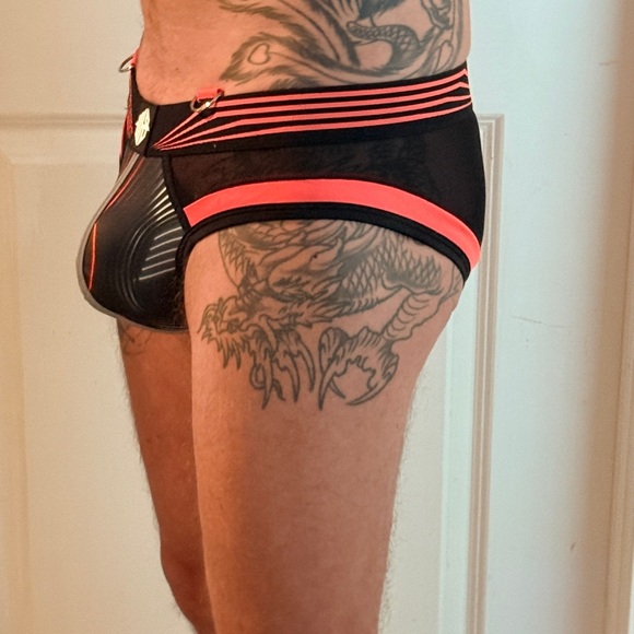 Breedwell Neon Orange and Black Men's Briefs - Picture 5 of 9